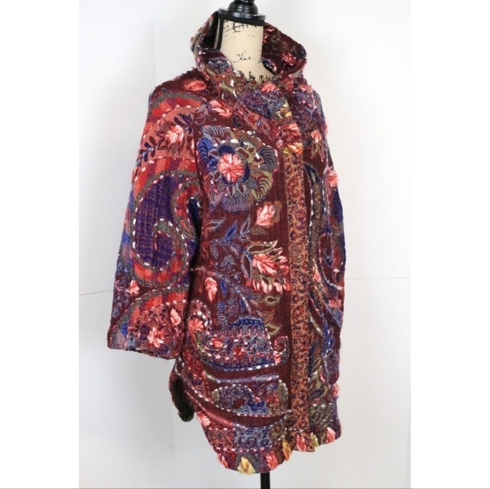 Stunning ANU Sweater EUC - Picture 12 of 13